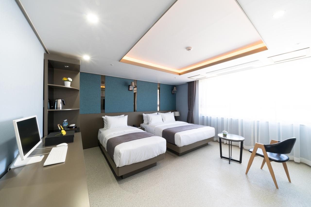 Incheon Airport Legend Hotel Экстерьер фото