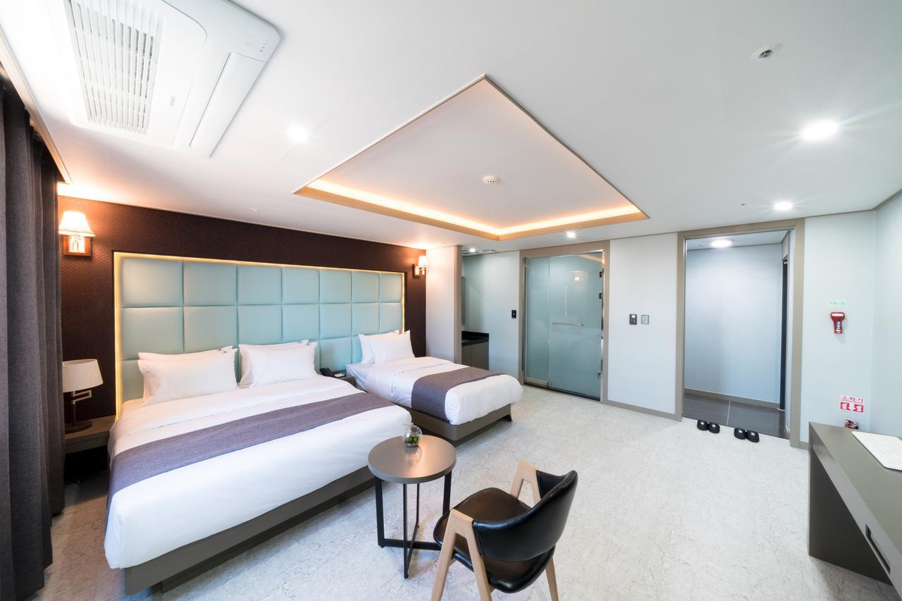 Incheon Airport Legend Hotel Экстерьер фото