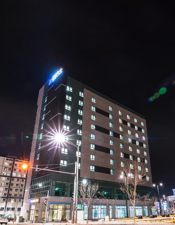Incheon Airport Legend Hotel Экстерьер фото