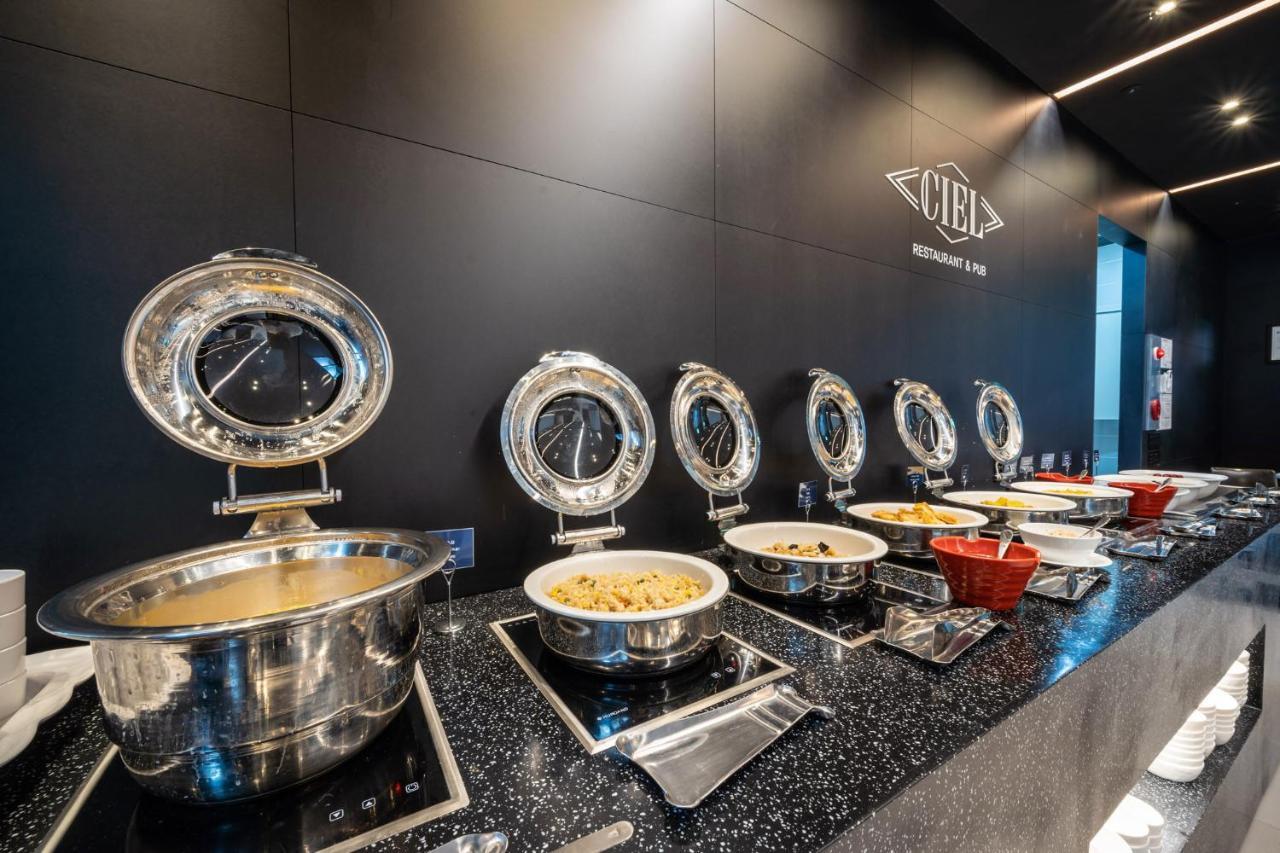 Incheon Airport Legend Hotel Экстерьер фото